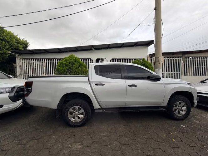 Alquiler de vehiculo - Imagen 5