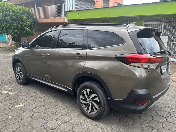 Toyota Rush Mecanica  //  2025 - Imagen 7