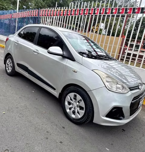 Hyundai Grand i-10  //  2017