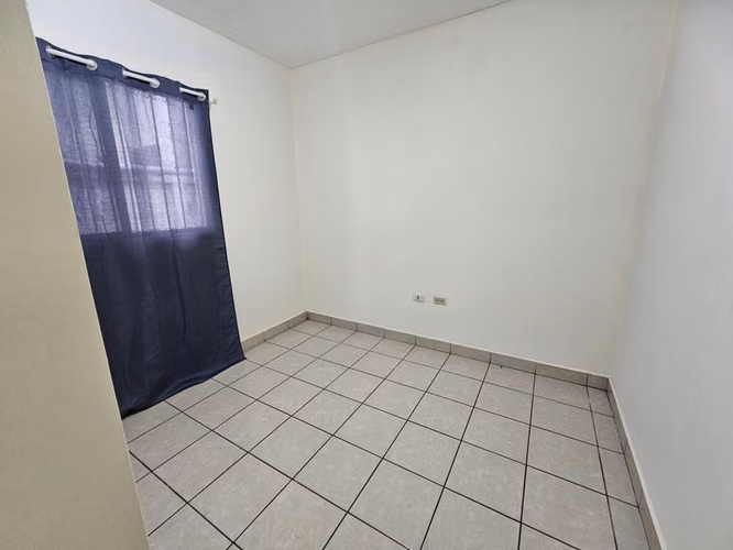 Casa en Venta en Villas Valeska 1 | Km 13 Carretera Masaya | US$75,000 - Imagen 14