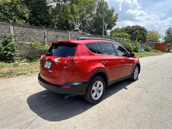 Toyota Rav4  --  2015 - Imagen 7