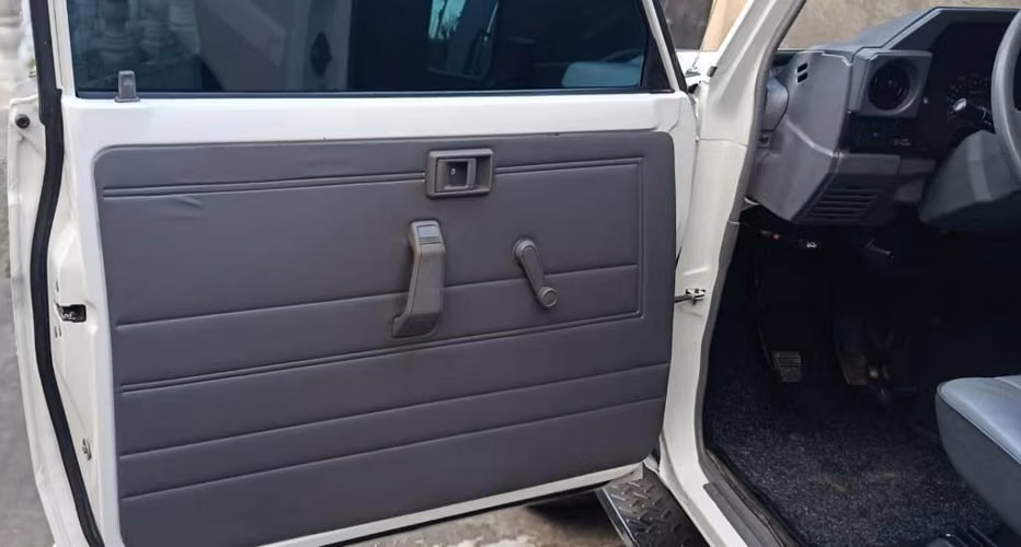 Toyota land cruser 1999