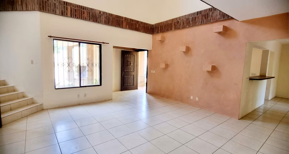 Altos de ticomo casa con amplios espacios - Imagen 18