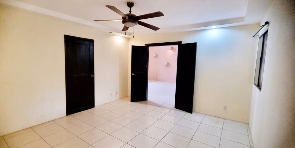 Altos de ticomo casa con amplios espacios - Imagen 13