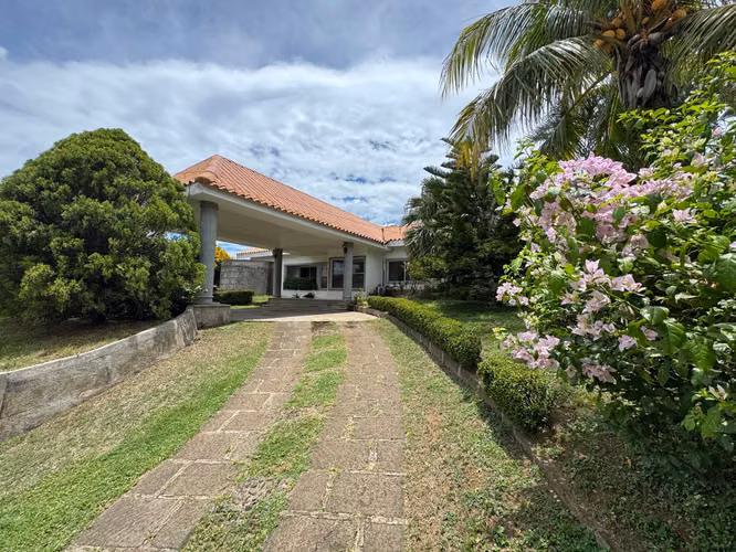 Venta de Casa en Carretera Sur