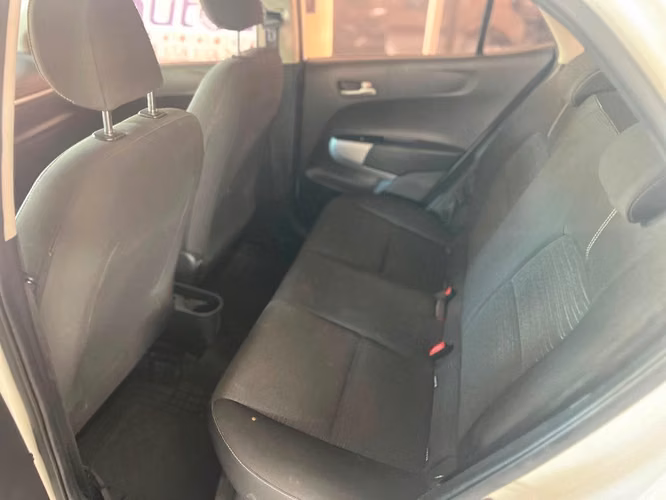 VENDO KIA PICANTO 2021 AUTOMÁTICO  CON Hannah Leiva - Imagen 9