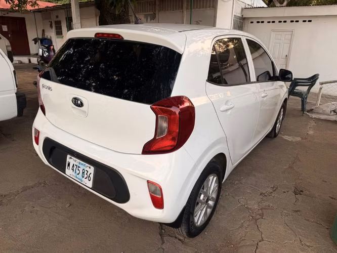 VENDO KIA PICANTO 2021 AUTOMÁTICO  CON Hannah Leiva - Imagen 7