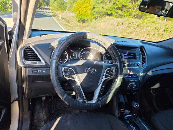 Hyundai Santa Fe 2016 | 7 pasajeros - Imagen 4