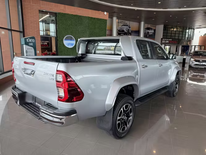 VENDO/CAMBIO -  Hilux SRX LA MAS FULL - Imagen 3