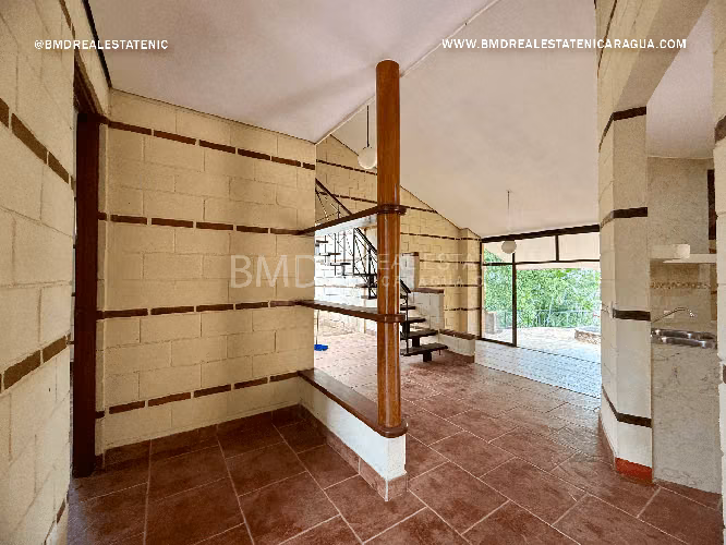 Compra esta hermosa y amplia propiedad en Villa Fontana Sur BG - Imagen 13