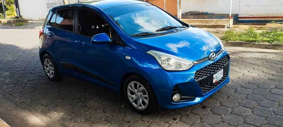 Hyundai Grand i-10  //  2018