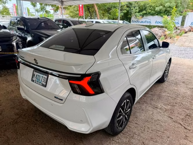 VENDO SUZUKI D’zire 2026 Mecánico   CON Hannah Leiva