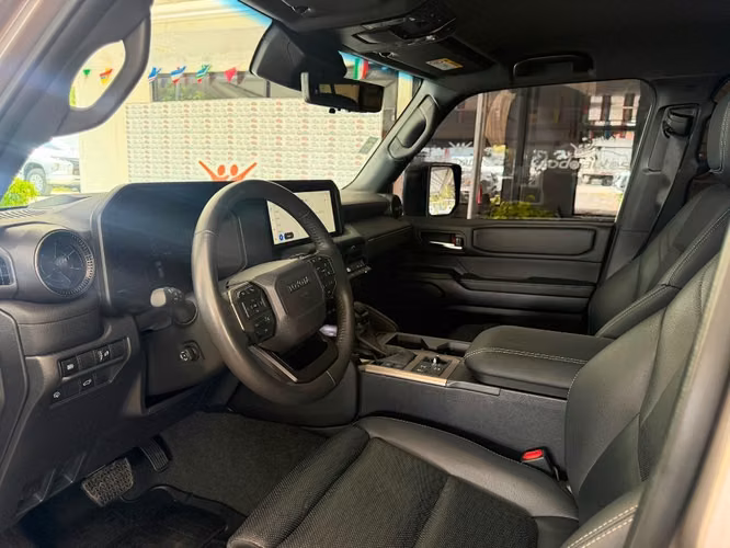VENDO Toyota Landcruiser Prado 2026  CON Hannah Leiva - Imagen 5