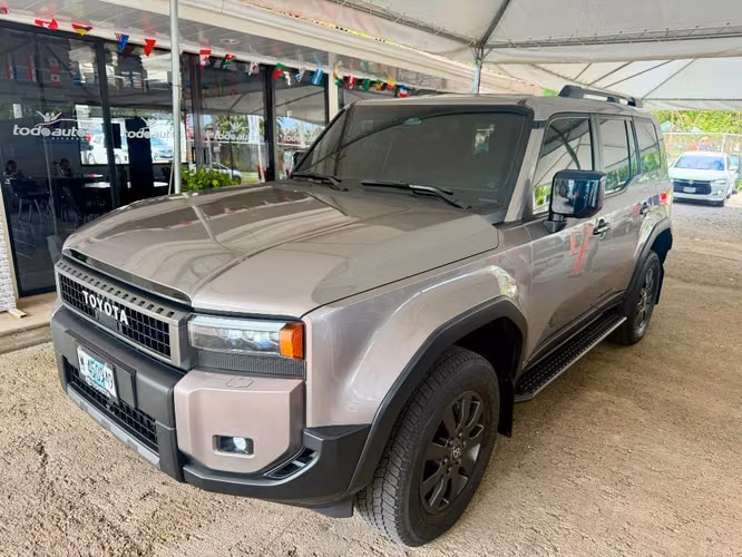 VENDO Toyota Landcruiser Prado 2026  CON Hannah Leiva - Imagen 2