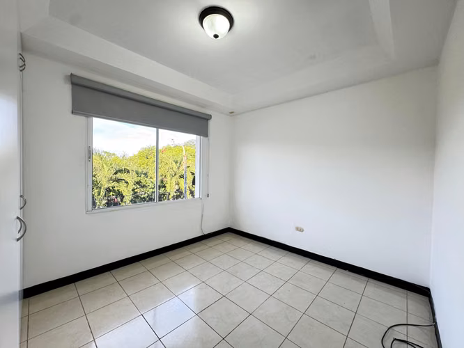 Alquiler de Apartamento en Villa Fontana - Imagen 15