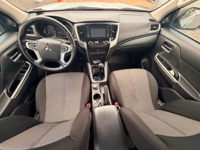 MITSUBISHI L200 SPORTERO AÑO 2024