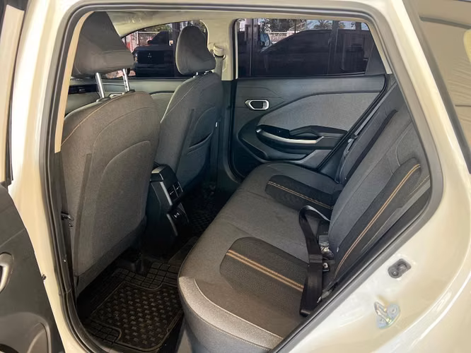 KIA K3 CROSS AÑO 2023 - Imagen 6