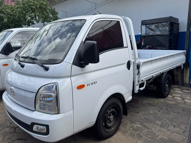 HYUNDAI H 100 AÑO 2026