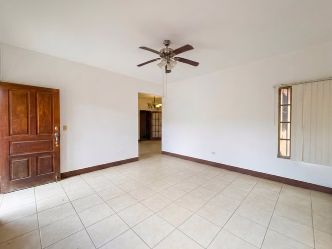 Vendo Casa en Carretera a Masaya - VZ