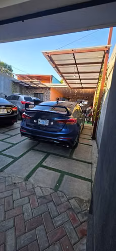 Vendo o cambió elantra turbo 2018