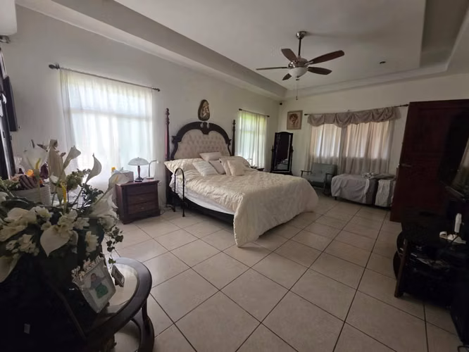 Propiedad en Venta en Carretera a Masaya | 2,433 v² de Terreno + Apartamento Independiente - Imagen 9
