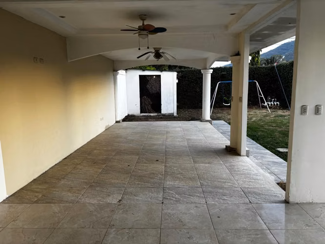Casa Amueblada con Piscina en Villas Carolina | Renta US$1,200 | Venta US$190,000 - Imagen 16