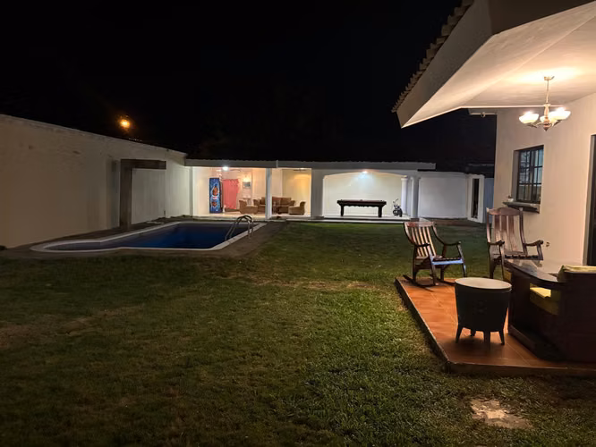 Casa Amueblada con Piscina en Villas Carolina | Renta US$1,200 | Venta US$190,000 - Imagen 5