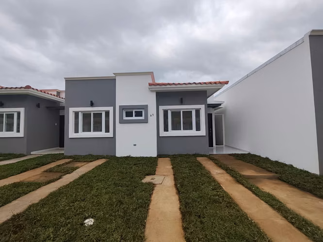 Casa en Renta en Senderos de Las Colinas | 3 Habitaciones con A/C | US$1,400 - Imagen 2