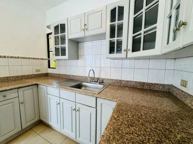 KW - Venta , casa amplia en Carretera Masaya Km 12 - Imagen 3