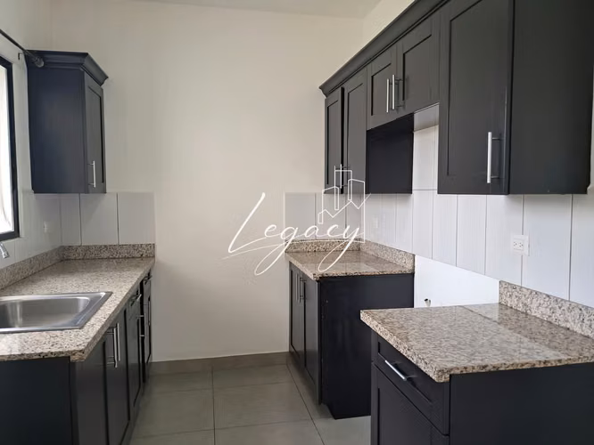 LLD-Alquiler de Casa en Residencial de Veracruz! - Imagen 2