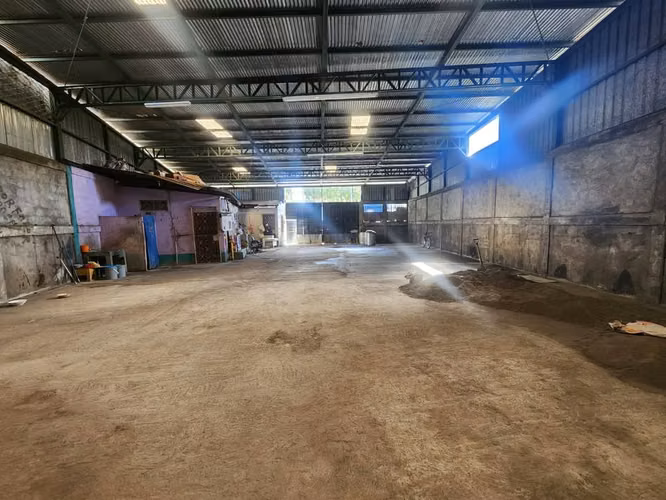 Venta de bodega en San Luis de 349.31mtr²