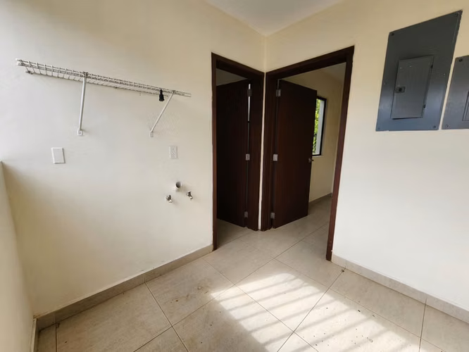 Renta preciosa casa en sierritas de santo domingo - Imagen 10
