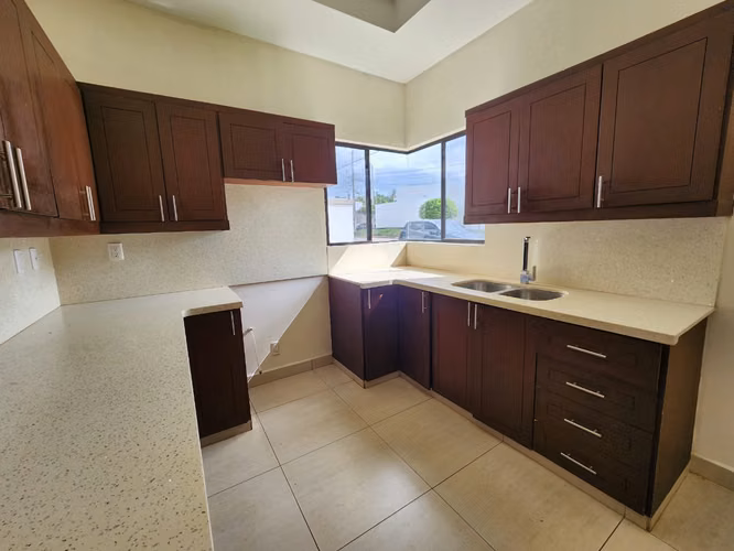Renta preciosa casa en sierritas de santo domingo - Imagen 8