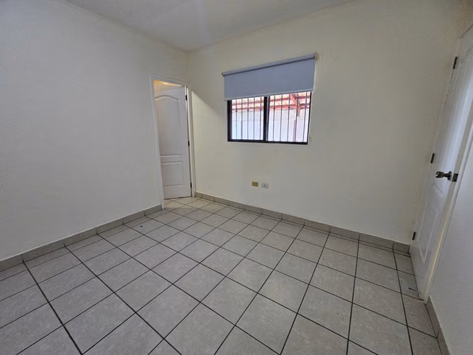 FP-Vendo casa en villa Valeska - Imagen 9