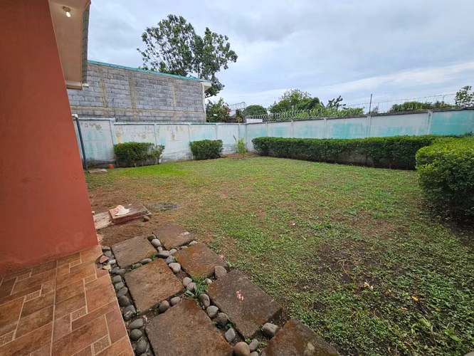 FP-Vendo casa en villa Valeska - Imagen 4