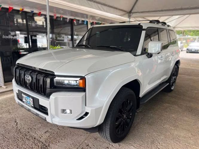 Toyota Prado Luxury año 2026 - Imagen 2