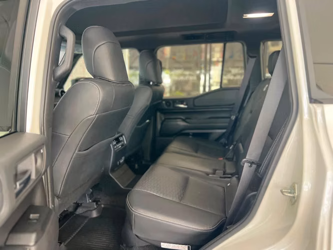 Toyota Prado Luxury año 2026 - Imagen 3