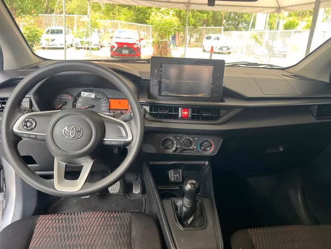 TOYOTA AGYA 2025 - Imagen 5