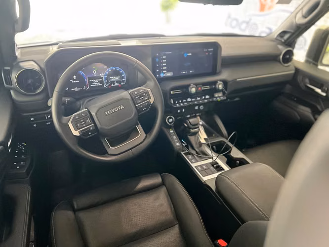 TOYOTA PRADO LUXURY 2026 - Imagen 5