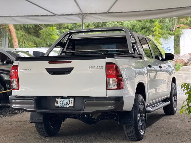 TOYOTA HILUX 2026 - Imagen 6