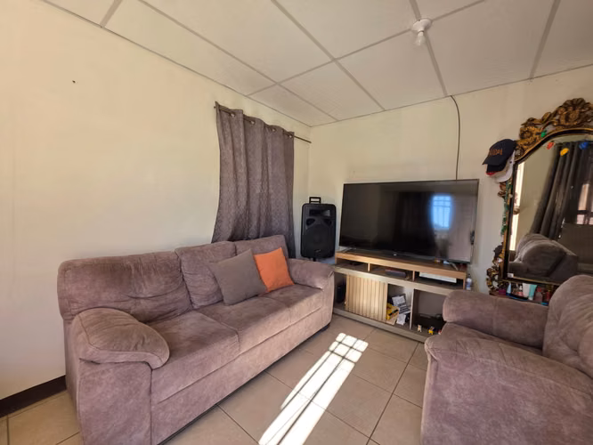 AG. SE VENDE CASA EN CIUDAD EL DORAL - Imagen 3