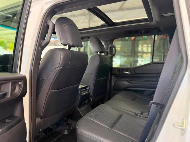 TOYOTA LAND CRUISER PRADO LUXURY AÑO 2026 - Imagen 6