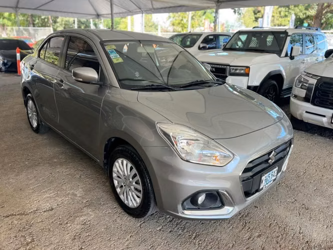 SUZUKI DZIRE AÑO 2023