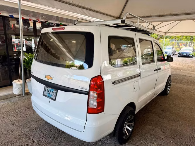 CHEVROLET N400 AÑO 2022 - Imagen 3