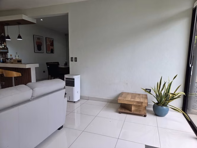 Casa en Venta en Residencial San Andrés | Renovada | US$73,000 - Imagen 11