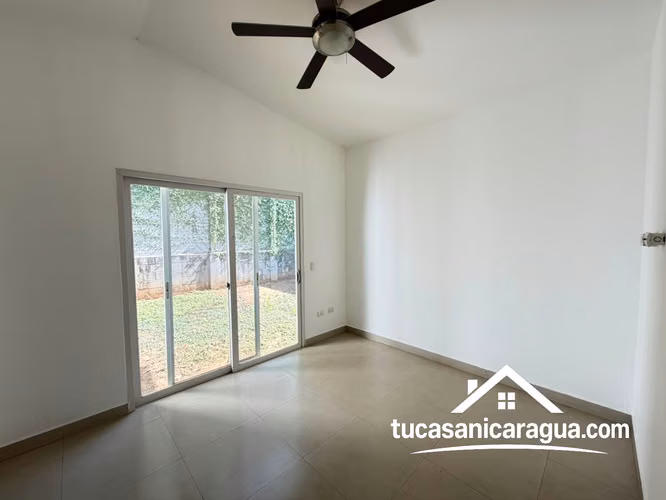 Se Vende Casa moderna por plaza once condominio - Imagen 14