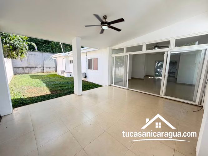 Se Vende Casa moderna por plaza once condominio - Imagen 3