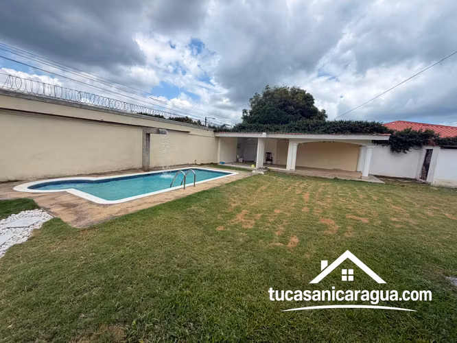 Se Renta casa con piscina en Carretera Masaya 13 KM (opcion muebles)