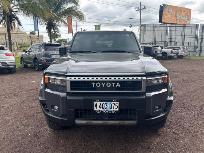 Toyota land cruiser prado