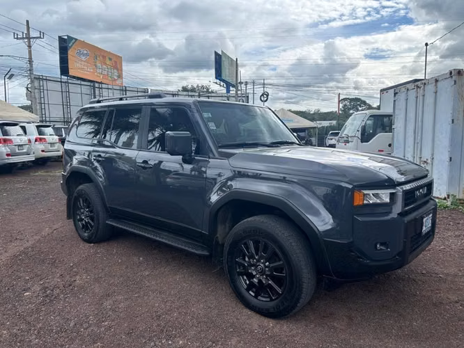 Toyota land cruiser prado